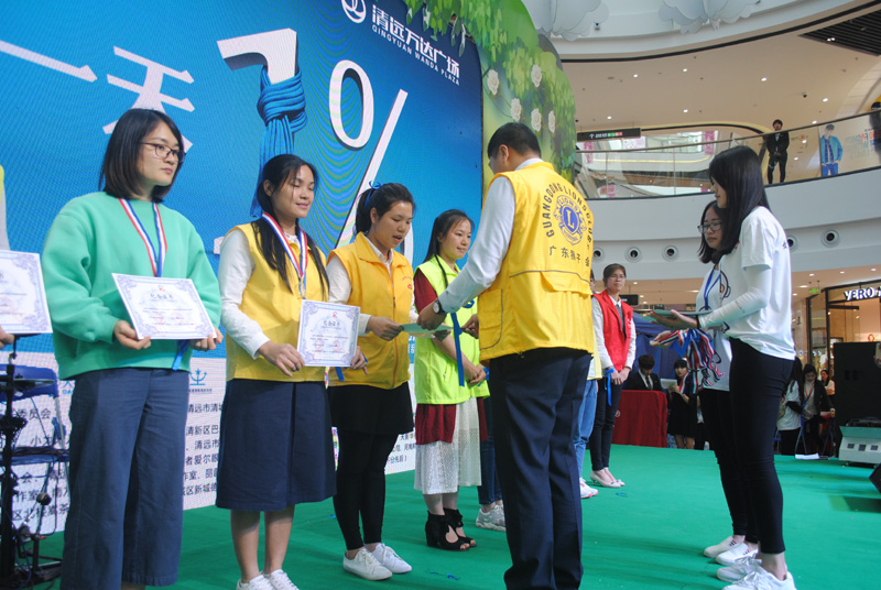 万达广场 自闭症日义卖(图7)