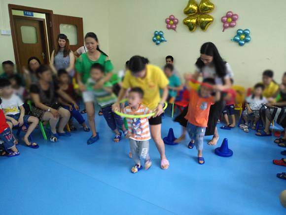 传递快乐 承载希望 六一主题活动(图18)