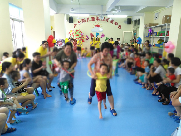 传递快乐 承载希望 六一主题活动(图20)