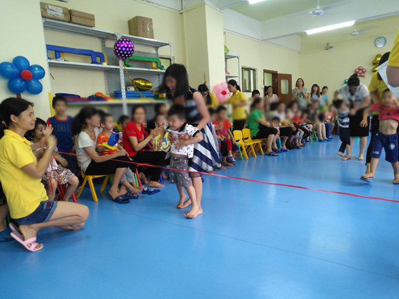 传递快乐 承载希望 六一主题活动(图23)