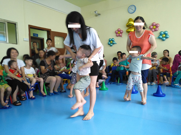 传递快乐 承载希望 六一主题活动(图26)