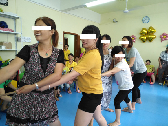 传递快乐 承载希望 六一主题活动(图31)