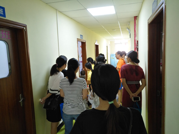 “草莓班”“葡萄班”家长开放日(图1)