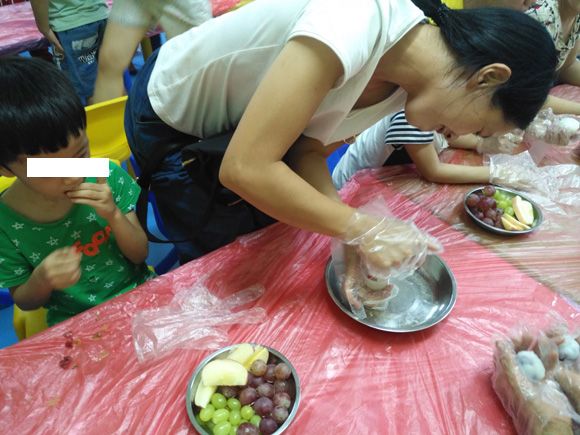 亲子做月饼 其乐融融(图18)