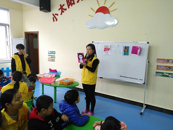 三八妇女节的手工课(图1)