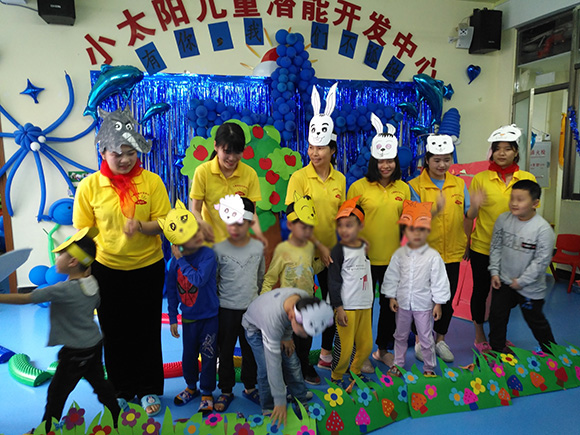 “国际自闭日”趣味亲子活动(图31) “国际自闭日”趣味亲子活动(图31)