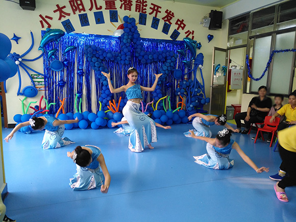 “国际自闭日”趣味亲子活动(图38) “国际自闭日”趣味亲子活动(图38)