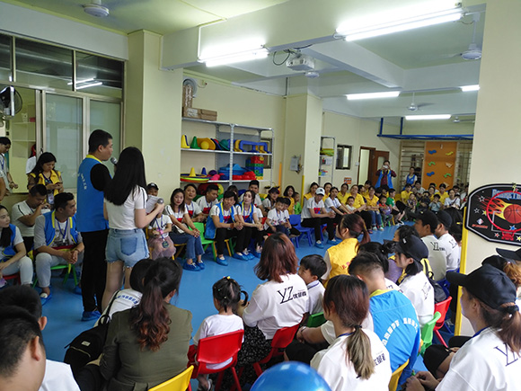 粤港澳服饰联盟义工队探访(图3)