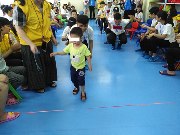 粤港澳服饰联盟义工队探访(图6)