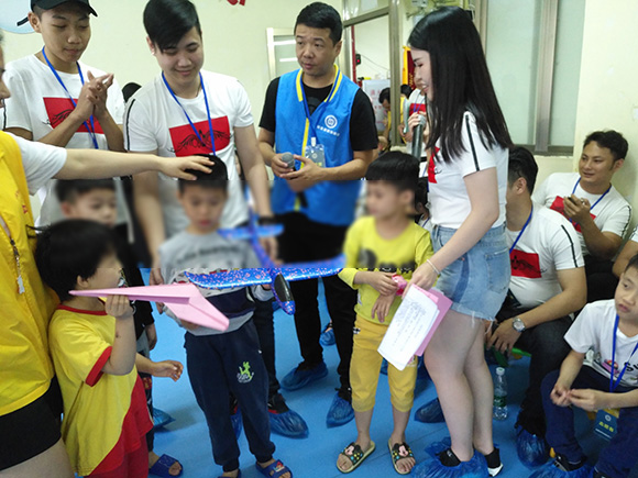 粤港澳服饰联盟义工队探访(图18)