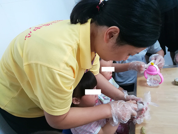 亲子DIY冰皮月饼(图28)