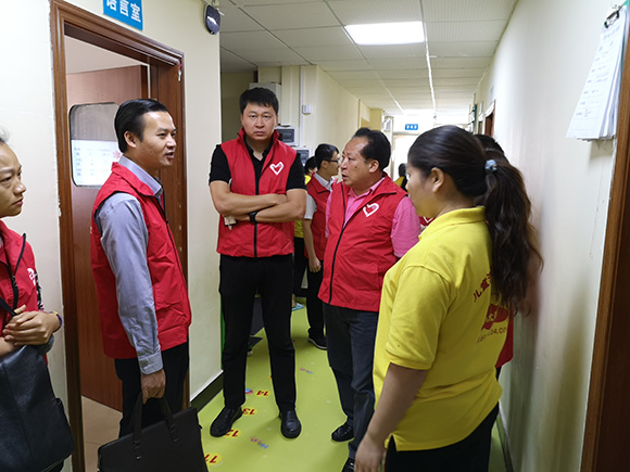 人保财险清远分公司暧星行动(图1)