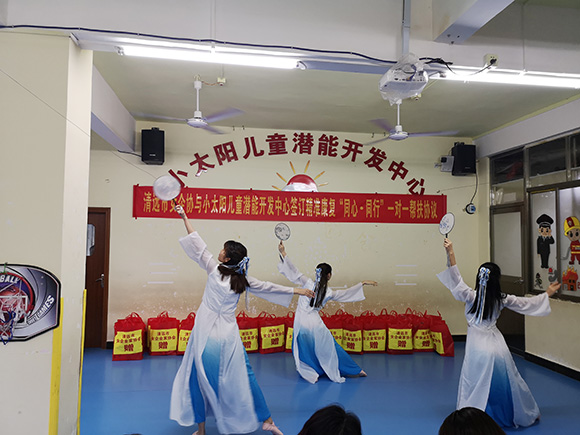 女企业家一对一帮扶“星星的孩子”(图11)