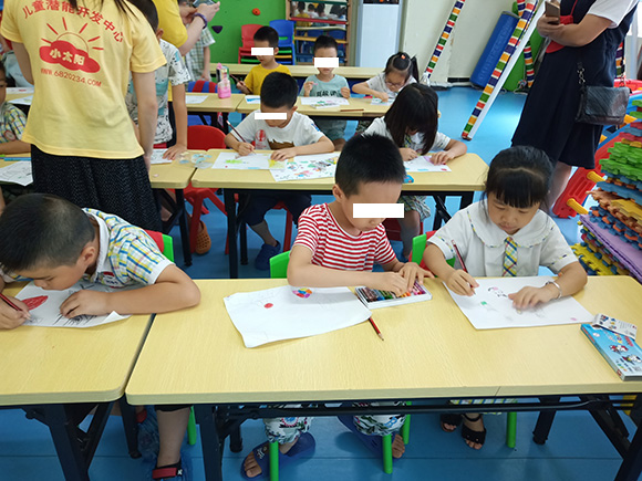 华逸幼儿园与小太阳的交流活动(图5)