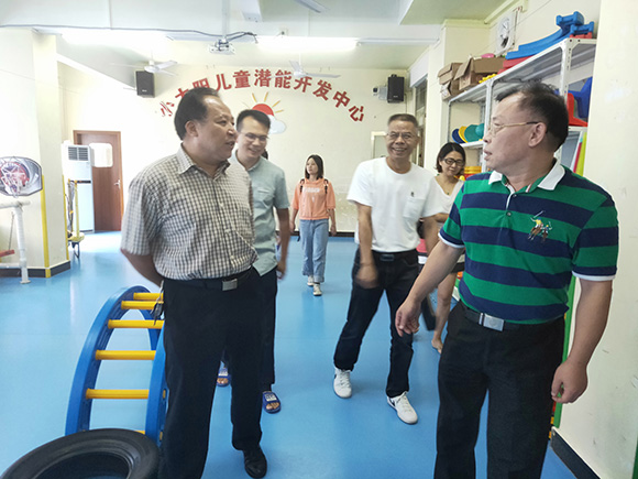 省残联计财部郭伟部长莅临调研(图1)