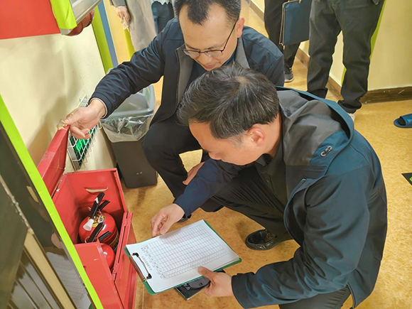 清新区残联节前到小太阳进行慰问与督查(图7)