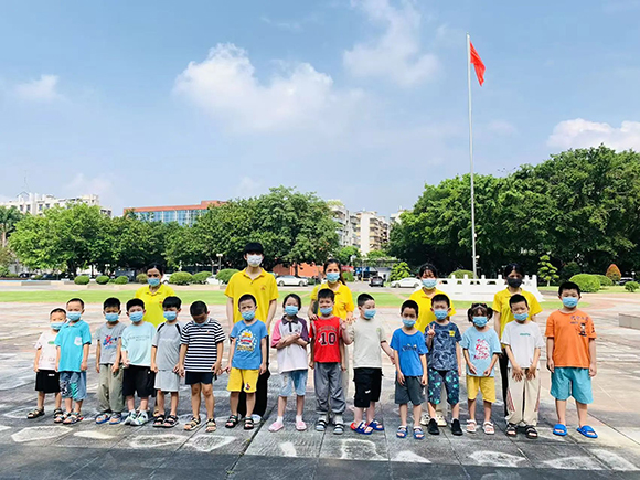 安全教育课堂 — 防震演练(图7) 安全教育课堂 — 防震演练(图7)