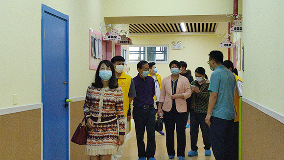 区县残联领导和康复机构负责人参观同心(图5)