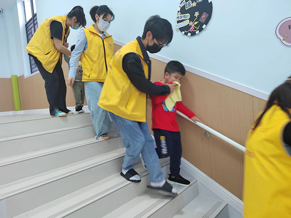 同心消防知识培训暨安全疏散演练(图8)