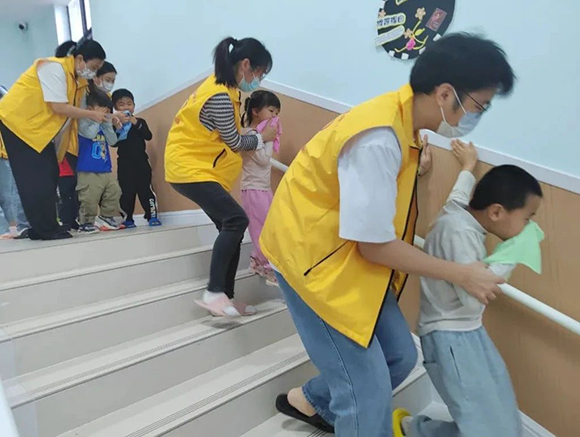 同心消防知识培训暨安全疏散演练(图10)