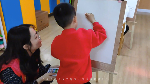 与爱同行.点亮灯光关爱孩子志愿活动(图3)