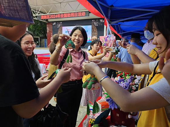 清新区第三十四次全国助残日宣传活动(图10) 清新区第三十四次全国助残日宣传活动(图10)