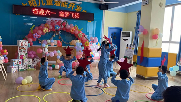 “多彩童年,快乐无限”小太阳儿童节活动(图6) “多彩童年,快乐无限”小太阳儿童节活动(图6)