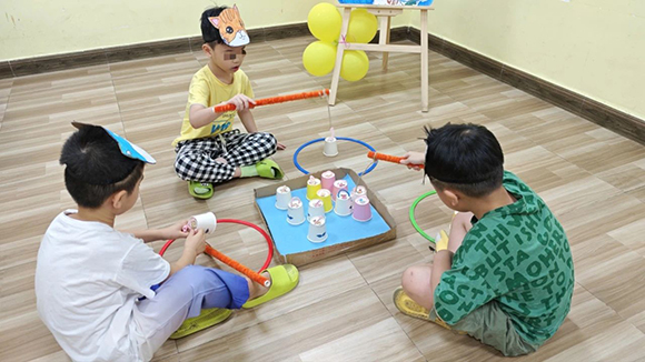 “多彩童年,快乐无限”小太阳儿童节活动(图12) “多彩童年,快乐无限”小太阳儿童节活动(图12)